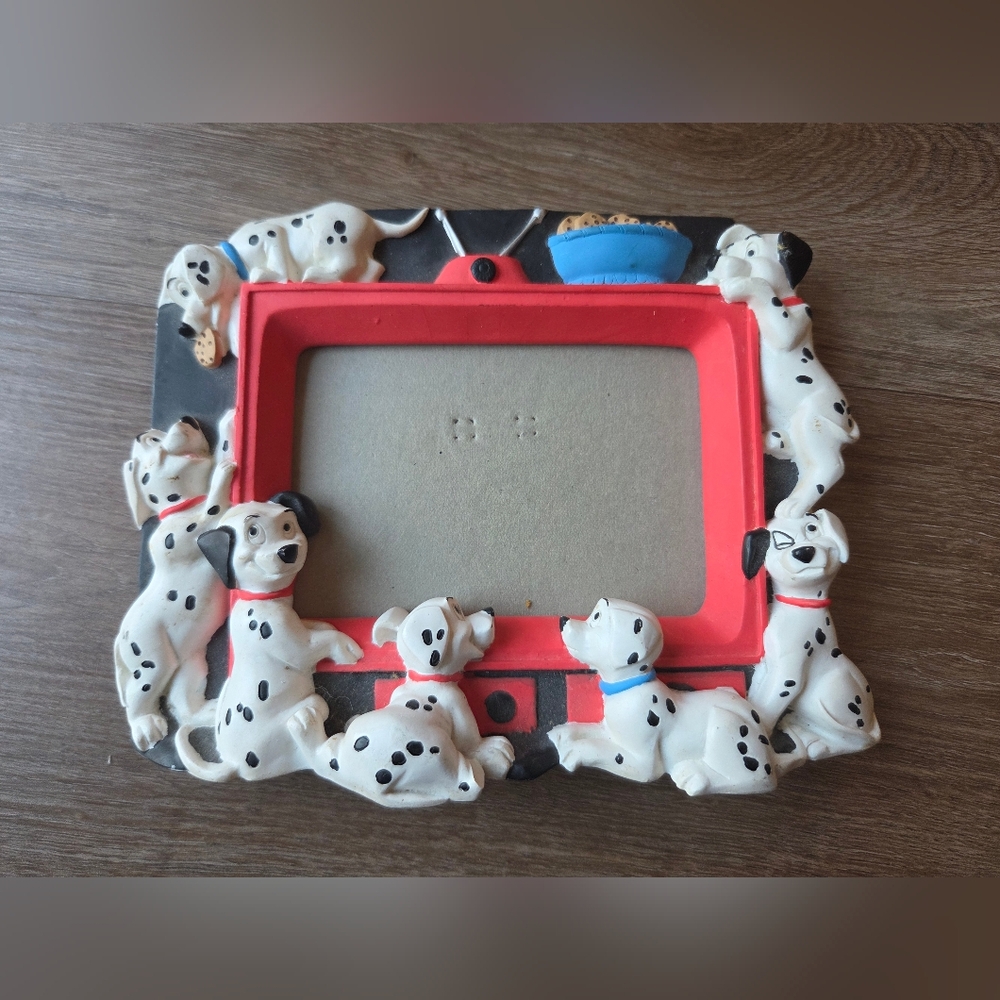 Vintage Walt Disney Company 101 Dalmation Puppies Watching TV Picture Frame - Picture 3 of 12